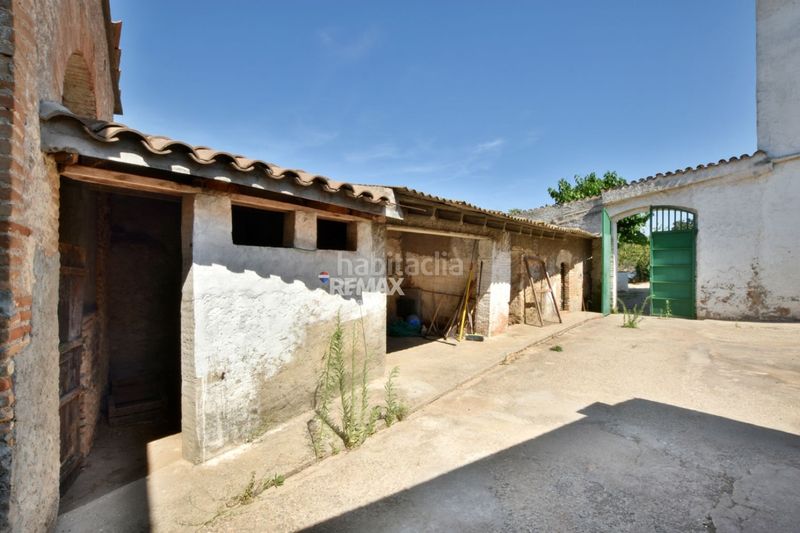 Foto aa63fddf-8b08-4e70-8f89-f3afd92dbcb0. Masia a Sant Andreu de la Barca