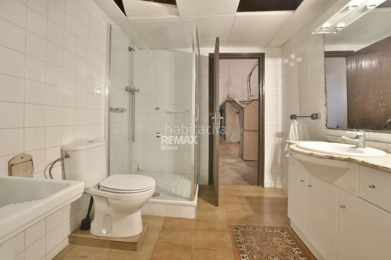 Foto bdc7f3ca-5498-4e8f-8307-da9887823660. Masia a Sant Andreu de la Barca