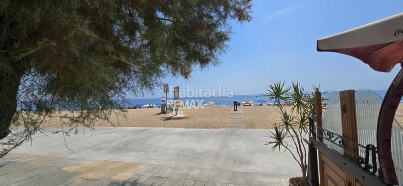 Foto 3f9d5acb-fb9b-498e-9eb7-ae03ef25e6ca. Planta baixa a Centre-Platja Platja d´Aro