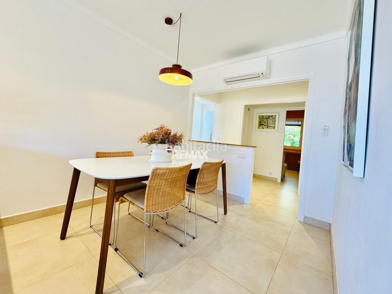 Foto 28f5fe95-5a8a-4a8c-bb50-6e6224b7178c. Apartament amb aparcament a Begur Begur