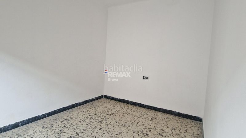 Foto 0dd790fb-7e15-4b4a-b484-15756aee6e9e. Edifici a cl dels traginers 9 a Centre Roses