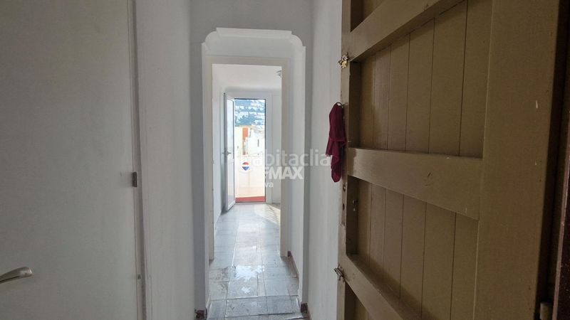 Foto 66678bea-9a92-4a38-bbf4-81742267d576. Edifici a cl dels traginers 9 a Centre Roses