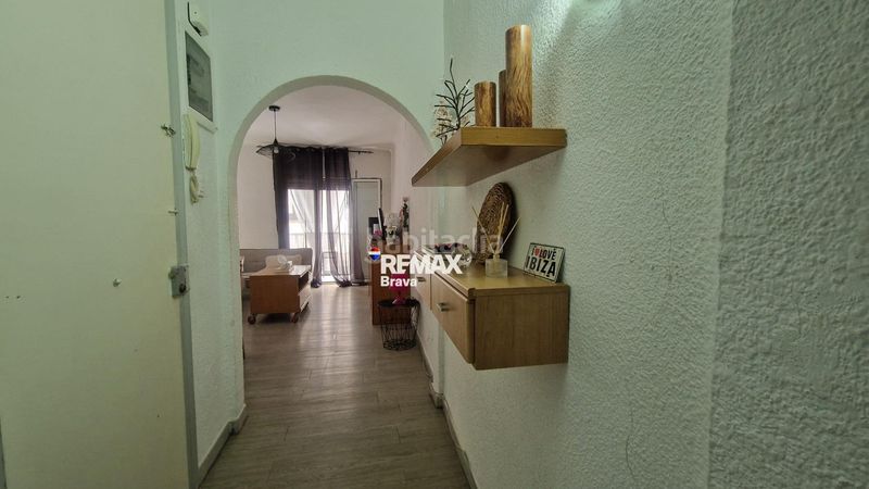 Foto 78785d09-04cf-4bcd-9e2a-62b2afa7ac36. Edifici a cl dels traginers 9 a Centre Roses