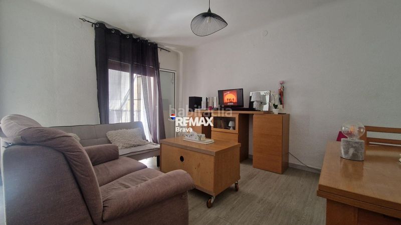Foto ae61cf10-165a-40e6-a95f-a3bd8ab2a68f. Edifici a cl dels traginers 9 a Centre Roses