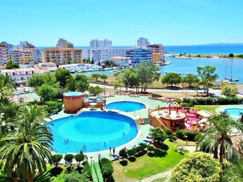 Foto 6c1c35c7-dd7b-406a-9ed5-56bc959a448b. Apartament amb calefacció aparcament piscina a Santa Margarida Roses