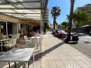 Rent Business premise  Avenida de la gola de l'estany. Roses, santa margarita traspaso 249.000 . se traspasa una panade