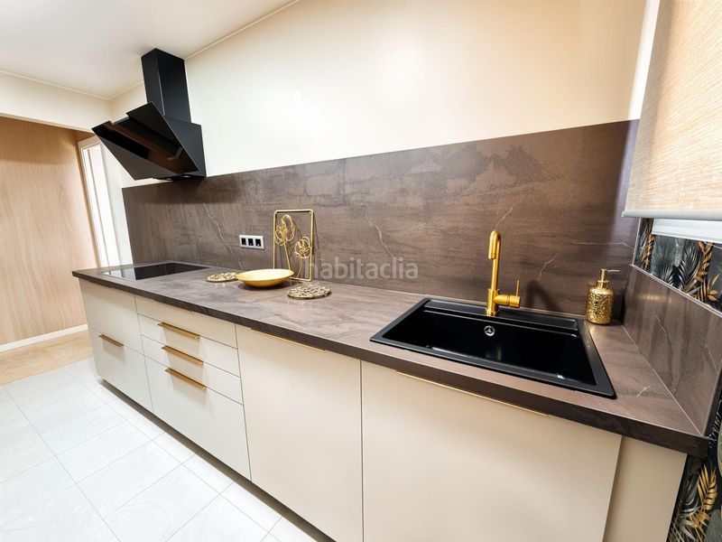 Foto a8b05970-18f2-4c87-893e-d7a0e5c4fcdb. Àtic a Sant Narcis Girona