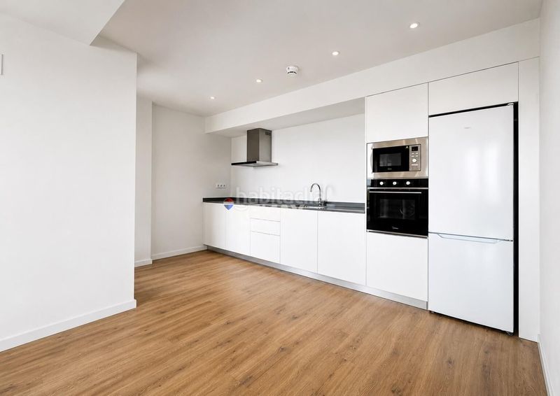 Foto bfb2dbaa-63cd-4b2e-b1f2-3b7a7a291d53. Apartament amb calefacció piscina a Eixample Mataró