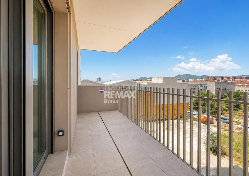 Foto c9cc3986-9e16-4d5a-9ef5-7ee068aa77e3. Apartament amb calefacció piscina a Eixample Mataró