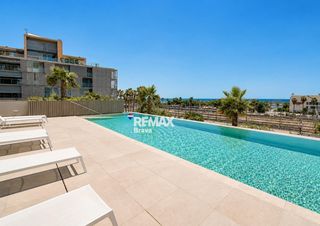 Piccolo appartamento  Ronda barcelo 88. Moderno apartamento nuevo en el corazón de mataró con piscina y