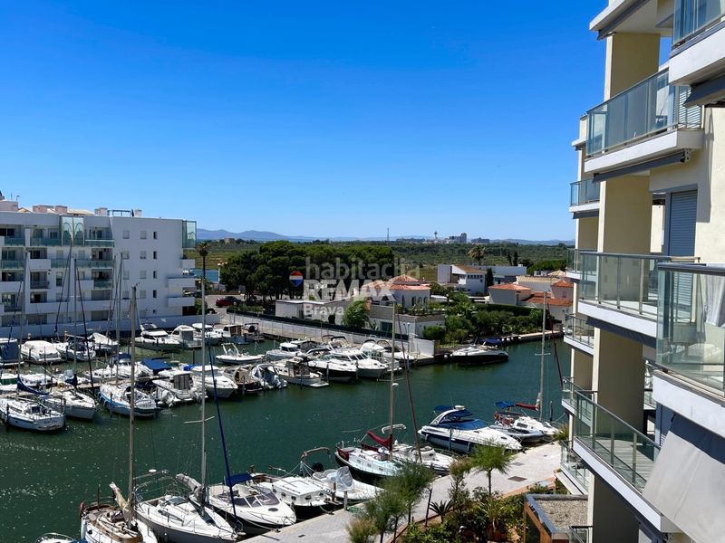 Foto 2f8c9581-1b75-4b87-ae79-b3a91cfc74e2. Apartament amb calefacció aparcament piscina a Santa Margarida Roses