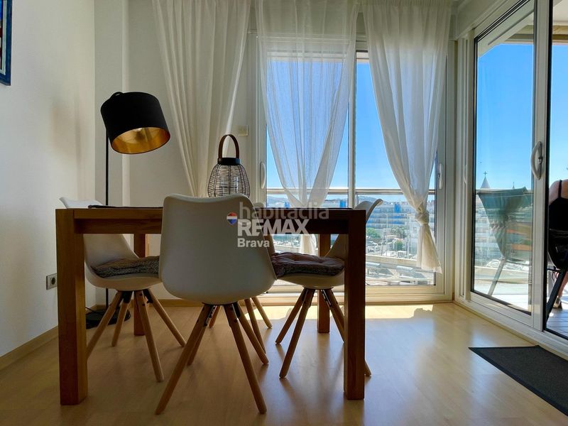 Foto 60d752d7-2e49-4d21-a1c5-ced63a29bb56. Apartament amb calefacció aparcament piscina a Santa Margarida Roses
