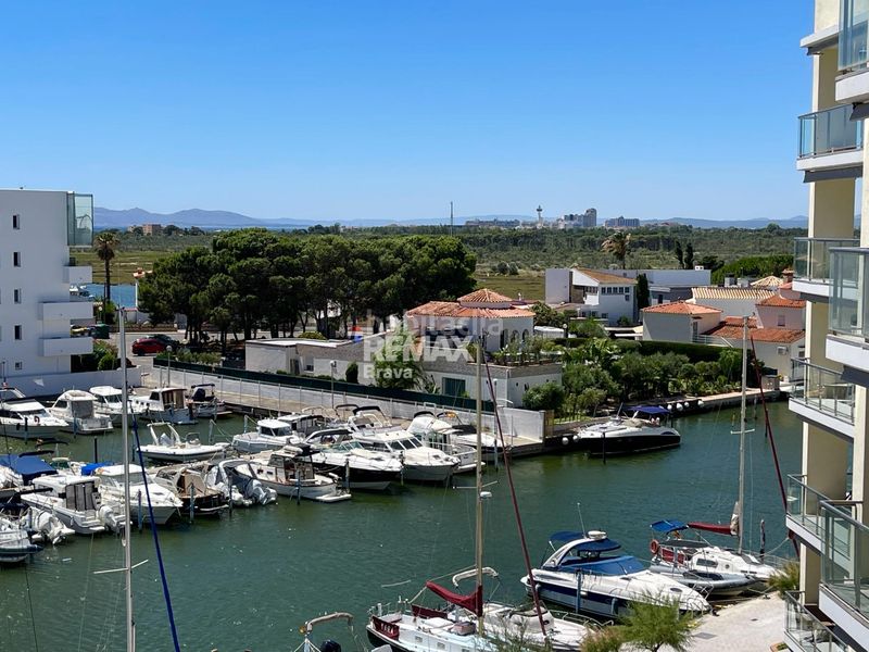 Foto 7a6a544f-71c7-4c81-bbe8-04c3787b4a1c. Apartament amb calefacció aparcament piscina a Santa Margarida Roses