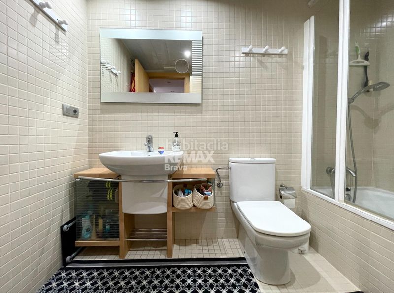 Foto d49344e4-3d77-43ef-a0be-220cccf22da1. Apartament amb calefacció aparcament piscina a Santa Margarida Roses