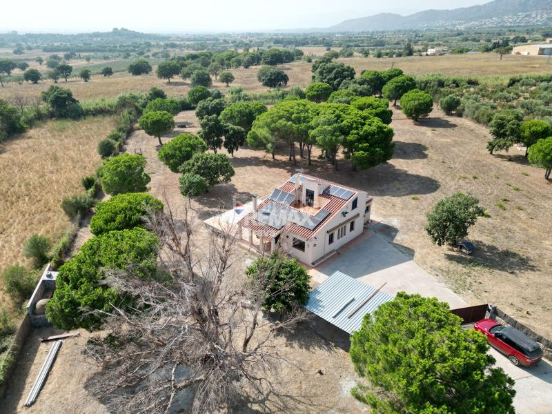 Foto 0d64357a-aa92-4f06-b4ec-0bc6beb98839. Masia amb calefacció aparcament a Nord Roses