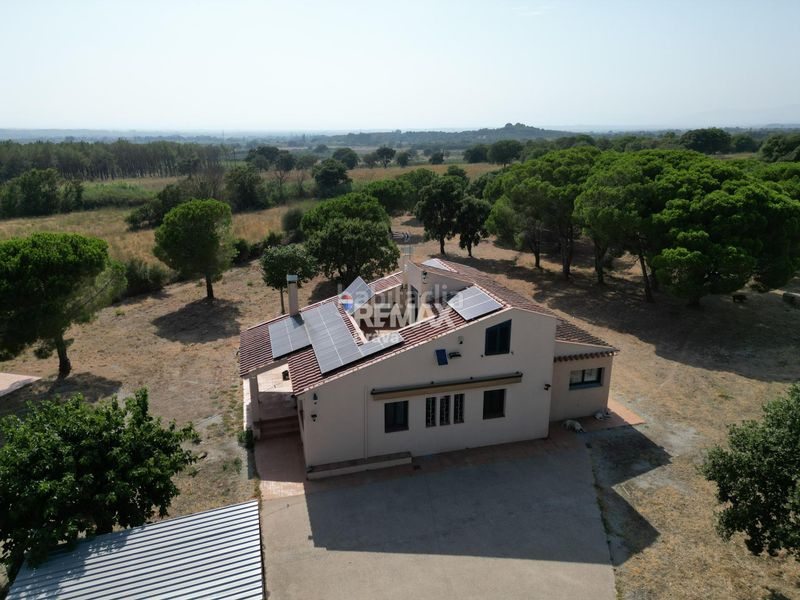 Foto b2d180e2-ab7a-4fd1-8340-29f63f766ee0. Masia amb calefacció aparcament a Nord Roses