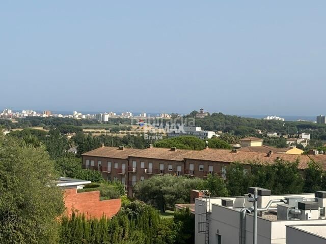 Foto 05cbaab0-cb0a-4e7e-acd4-434465be0cfb. Edificio in Poble Calonge