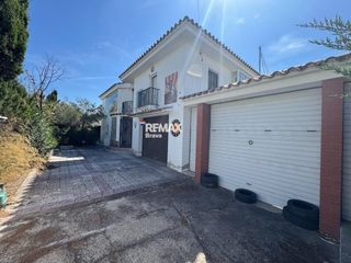 1.590.000 € — Chalet en Avenida Del Port Joan 53