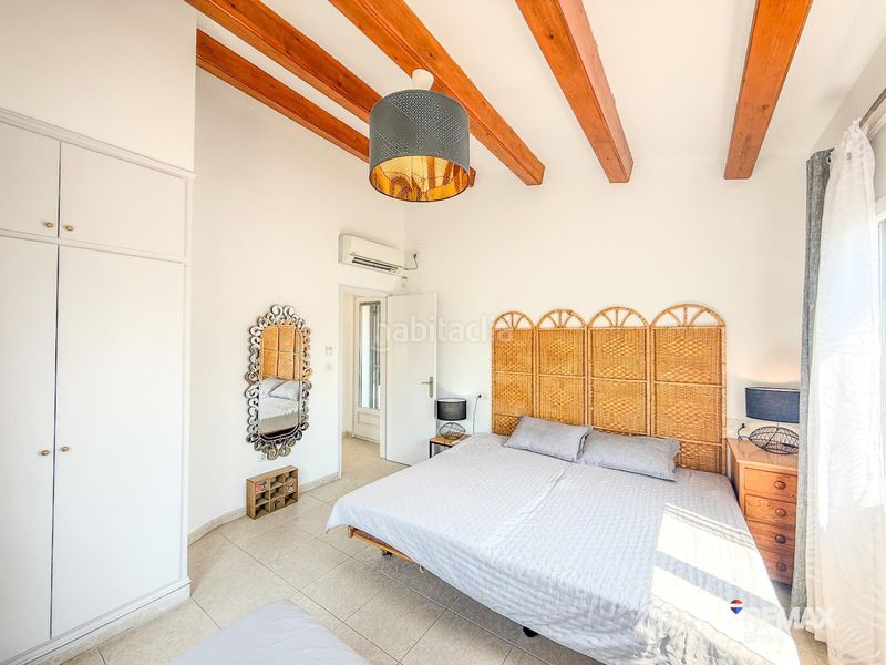 Foto 4e32e1b7-d4cc-4db8-85b5-7ac638304143. Casa amb calefacció aparcament piscina a Requesens Empuriabrava