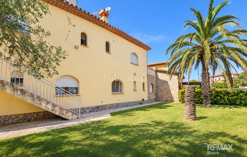 Foto b26111d4-5c31-46c2-8d95-1e6125d1cb95. Apartamento vilacolum apartamento en planta baja con patio privado en Torroella de Fluvià