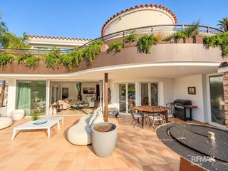 Chalet in Sector LLOBREGAT 5
