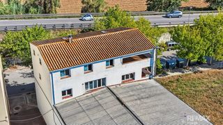 Fabrikhalle  Carrer can torroella. Girona, domeny  gran oportunidad edificio de 702 m2 con taller,