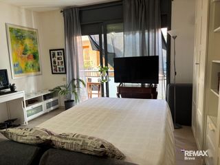 Estudio  Calle hospital. Blaa11jj  blanes  estudio reformado en el centro, a 300 metros d