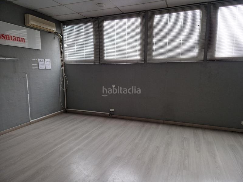 Foto e145f1aa-c3ee-4a79-bd70-80c397db9aa9. Affitto capannone industriale in Sant Andreu de la Barca