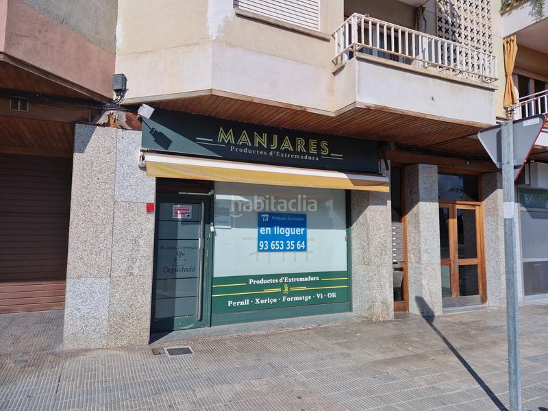 Foto 0b2f39e0-485c-425e-8395-bc154468f2db. Location local commercial dans avinguda del doctor pasteur 2 dans Igualada