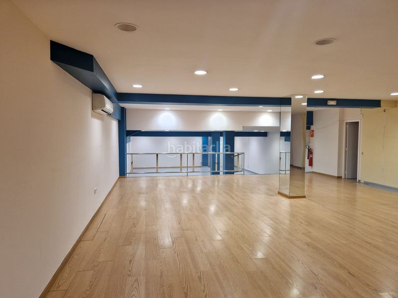Foto b1d8c7f1-5759-4014-b44b-0894b558f008. Local comercial en carrer de l'estatut 9 local en venta en Sant Andreu de la Barca