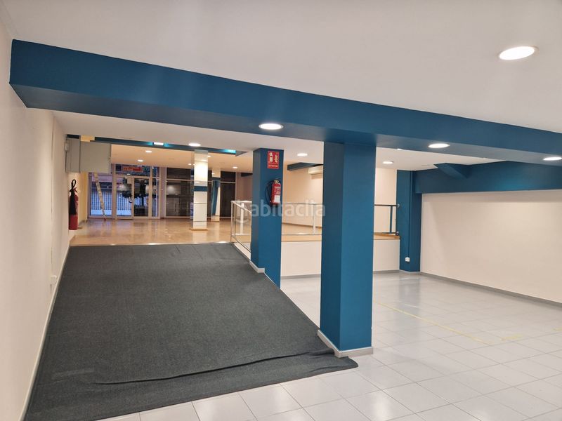 Foto bdb7d98e-c859-4d8f-8b49-7d6cf964280f. Local comercial en carrer de l'estatut 9 local en venta en Sant Andreu de la Barca