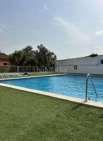 Foto 55dc39b5-6bff-4f89-9dbf-ca70fce3dc8d. Casa adossada amb calefacció aparcament piscina a Sant Andreu de la Barca