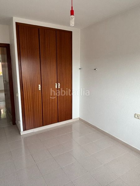 Foto c6726a97-bd6b-4a50-b623-dca1df90fe3f. Casa adossada amb calefacció aparcament piscina a Sant Andreu de la Barca
