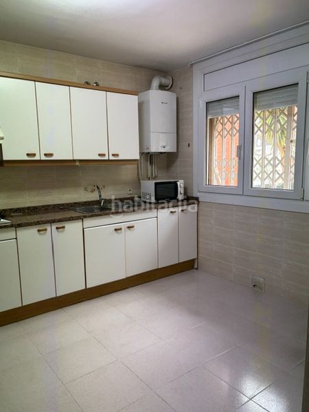 Foto de018547-ca14-4fba-bb37-1400a4f5b5b2. Casa adossada amb calefacció aparcament piscina a Sant Andreu de la Barca