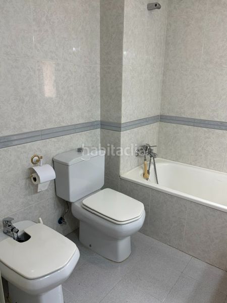 Foto fb213b5a-0b4a-420d-9a90-0ab972b7a517. Casa adossada amb calefacció aparcament piscina a Sant Andreu de la Barca