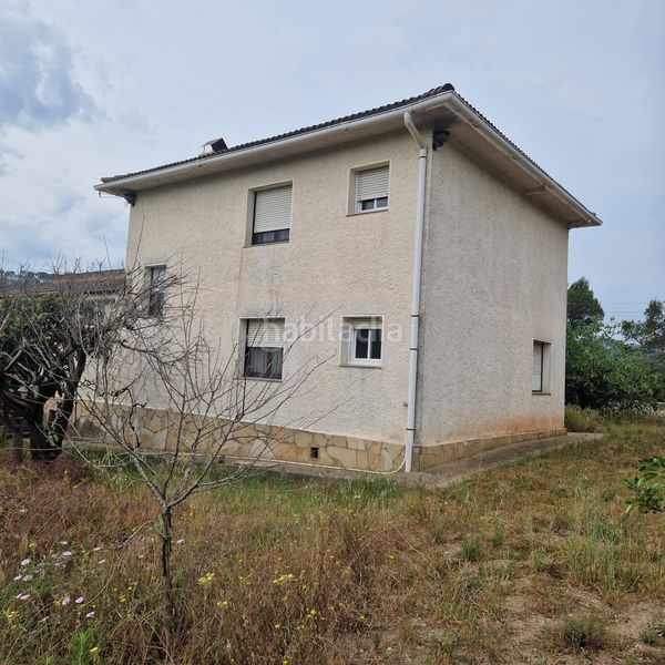 Foto 7e64e1fe-92f0-4056-8ce1-b95e3ac06a39. Casa amb xemeneia calefacció aparcament a Corbera de Llobregat