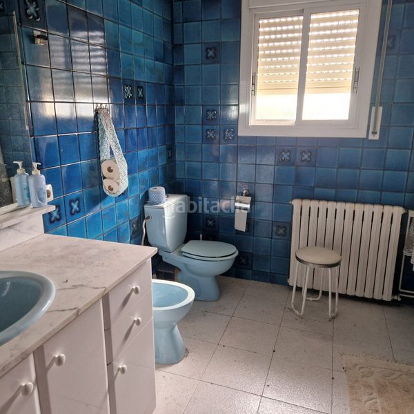 Foto a0055997-7170-4b04-8d3d-807a7cf23921. Casa amb xemeneia calefacció aparcament a Corbera de Llobregat