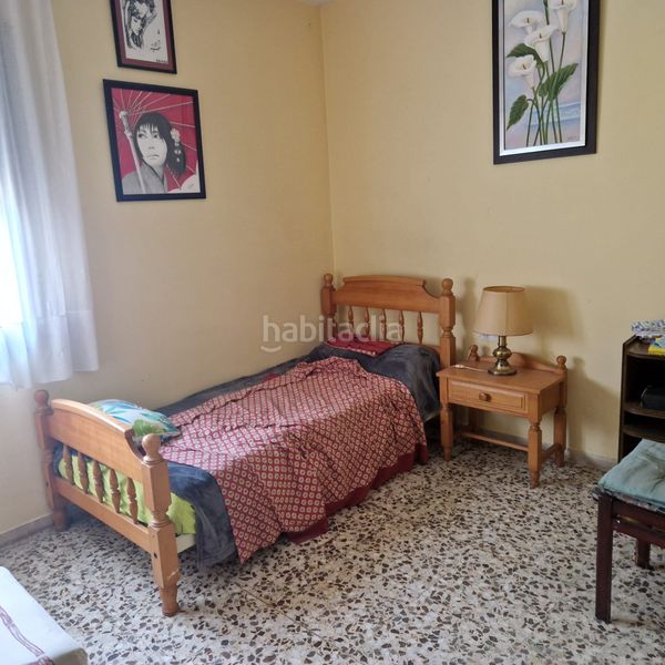 Foto f30edfdd-a3f4-4043-8e5b-f810266f49d9. Casa amb xemeneia calefacció aparcament a Corbera de Llobregat