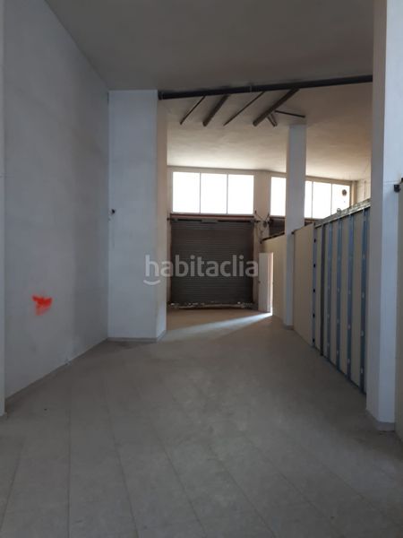 Foto 914e486f-b871-491e-bcd8-841300527830. Local comercial en carrer del passeig 24 local grande en venta en Sant Andreu de la Barca