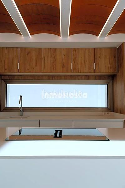 Foto d4860342-f4f0-454a-a0ed-1a515b022440. Casa esta casa recientemente construida, en el corazón , sorprende por su exquisito diseño y sus techos altos, que aportan una en Orxeta