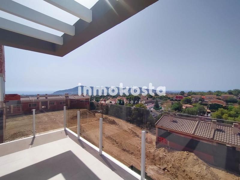 Foto 11530865-bd82-4467-a274-b8aff294d75c. Casa adossada amb aparcament piscina a Montebello - Nou Espai Nucia (la)