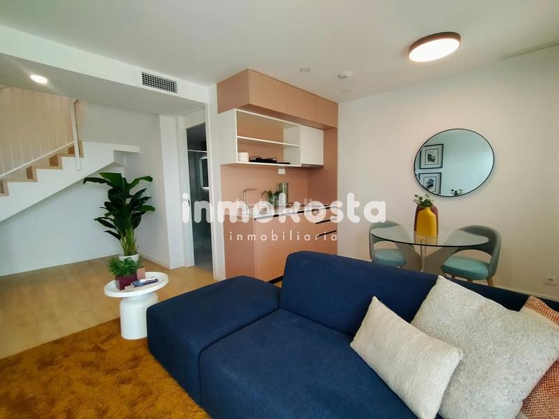 Foto 8b64487d-581b-44c5-a561-22dbfbe75f4d. Casa adossada amb aparcament piscina a Montebello - Nou Espai Nucia (la)