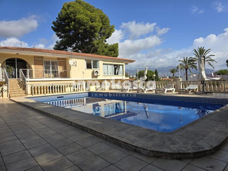 Foto 380c75b4-b788-4650-81ac-e856264dbbd2. Casa villa independiente en albir en L´Albir Alfàs del Pi (l´)