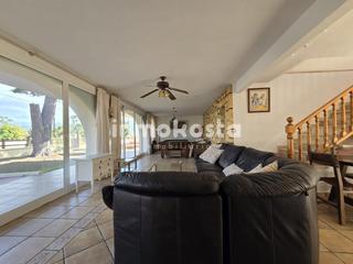 Casa  Carrer paradís. Villa independiente en albir