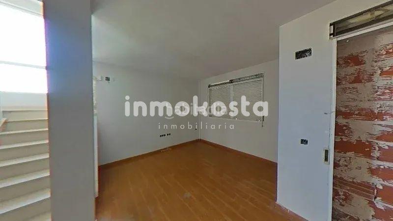 Foto 522baa35-2dd3-46e6-b3dd-0b9a7ebea941. Casa  en urbanización escandinavia en Escandinavia-Cautivador Alfàs del Pi (l´)