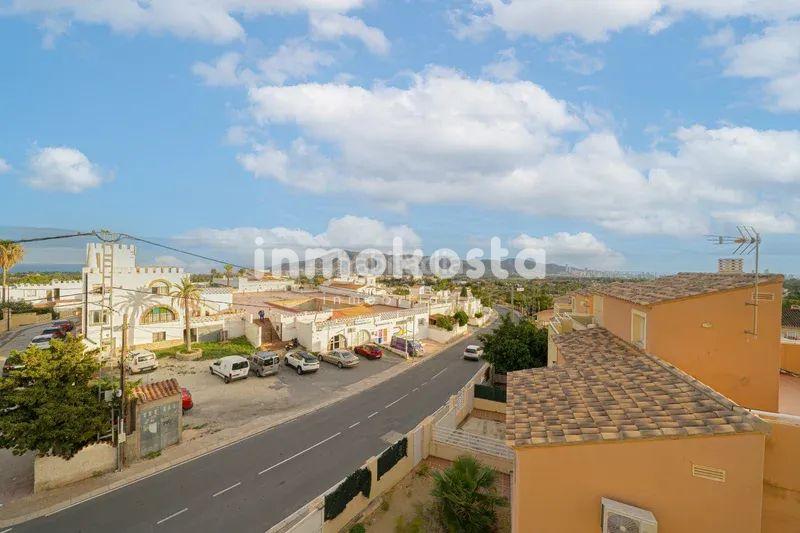 Foto 68cbfcd2-5626-4126-a920-6efb61d1355c. Casa  en urbanización escandinavia en Escandinavia-Cautivador Alfàs del Pi (l´)