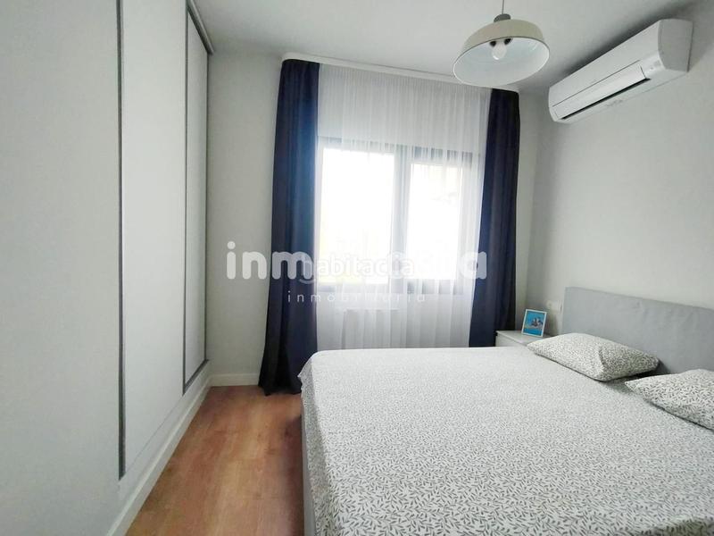 Foto cc2165e6-9085-4c1f-a2e8-0ed0f30b1a18. Maison avec parking piscine dans Sierra Helada Benidorm