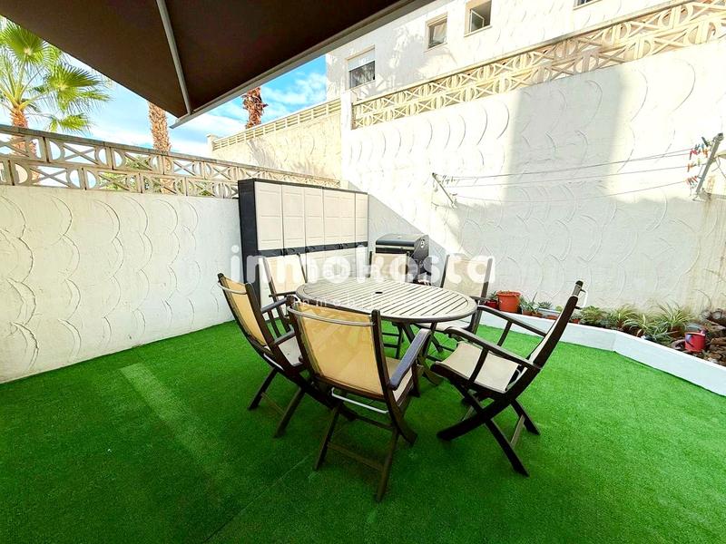 Foto 2a3071a3-85a9-4a90-95dc-18bccfb50357. Casa adossada amb aparcament piscina a Montebello - Nou Espai Nucia (la)