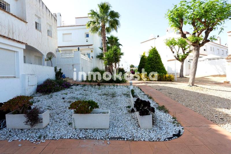 Foto 90837fb4-c842-411b-89af-9a536c63f468. Casa adossada amb aparcament piscina a Montebello - Nou Espai Nucia (la)