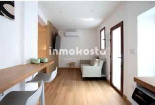 Studio  Carrer santíssima trinitat. Estudio en villajoyosa  150m de la playa